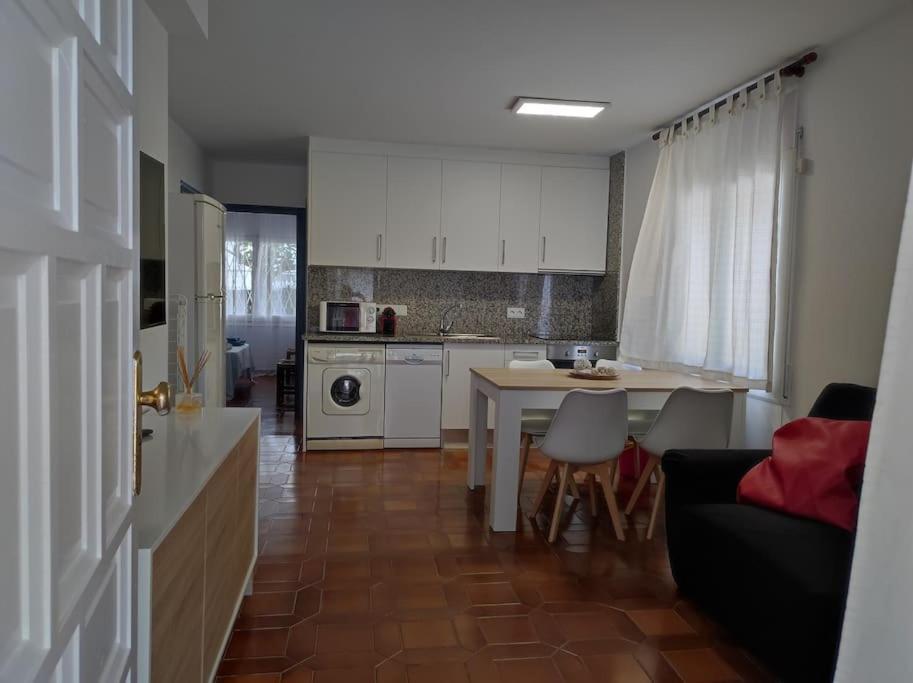 Apartament Familiar Tranquil A プラヤ・デアロ エクステリア 写真