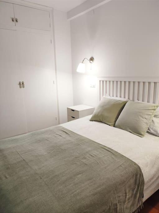 Apartament Familiar Tranquil A プラヤ・デアロ エクステリア 写真