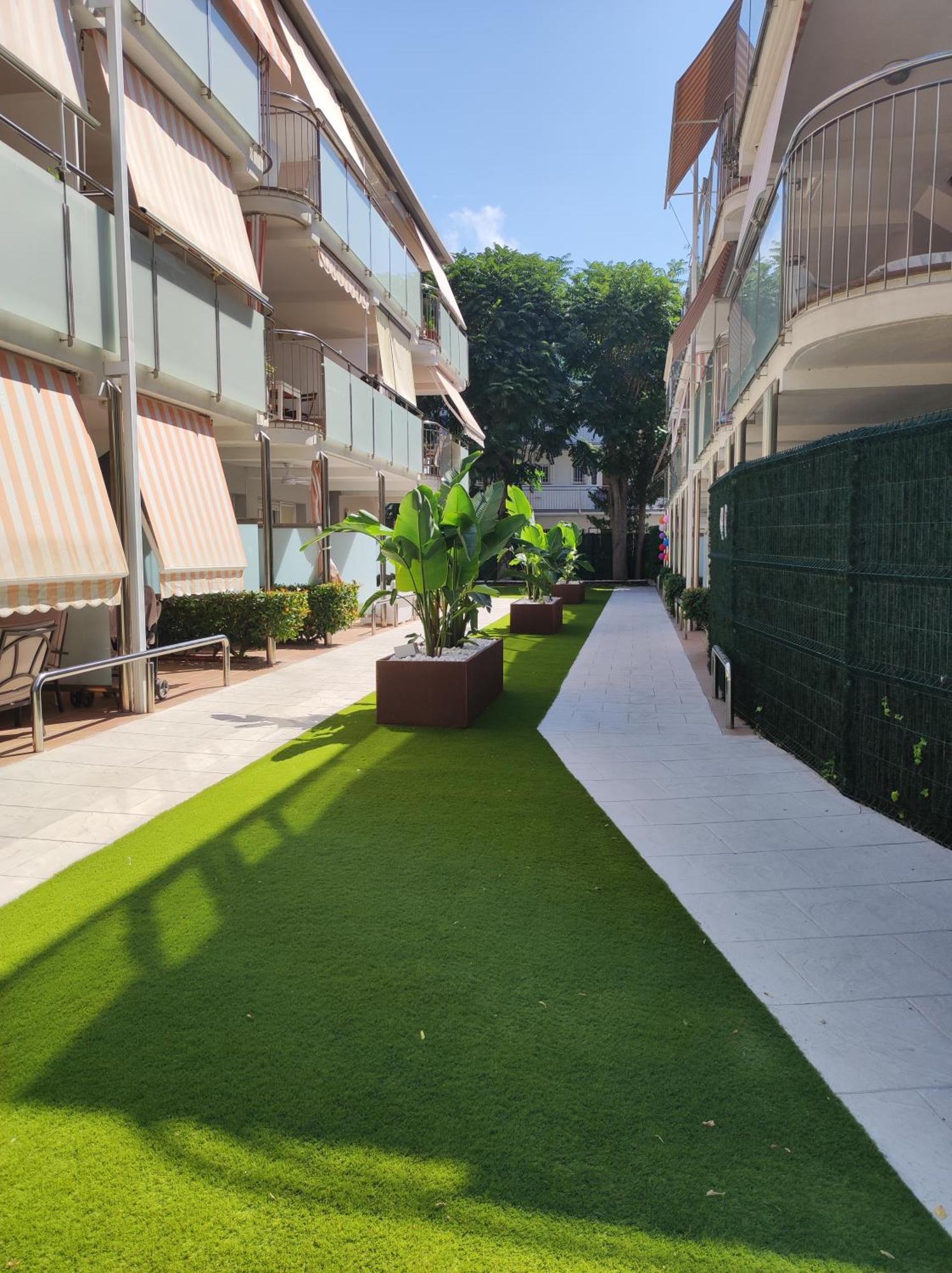 Apartament Familiar Tranquil A プラヤ・デアロ エクステリア 写真